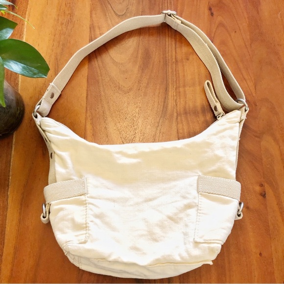 Roots Y2K Cream Neutral Tone Casual Festival Roomy Shoulder Bag. - Picture 8 of 14